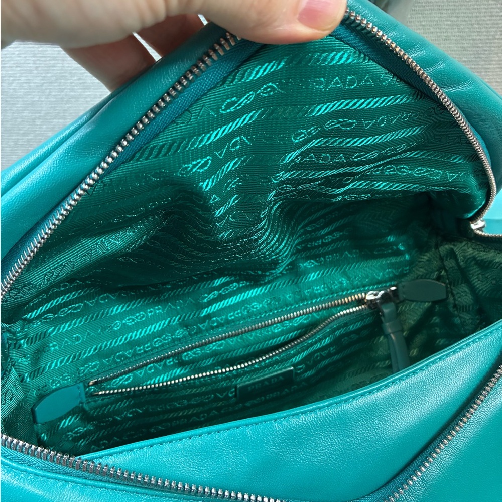 NWT Prada Nappa Leather Pavone Green Signaux Sacca Shoulder Bag - Retail $3500 - Picture 11 of 14